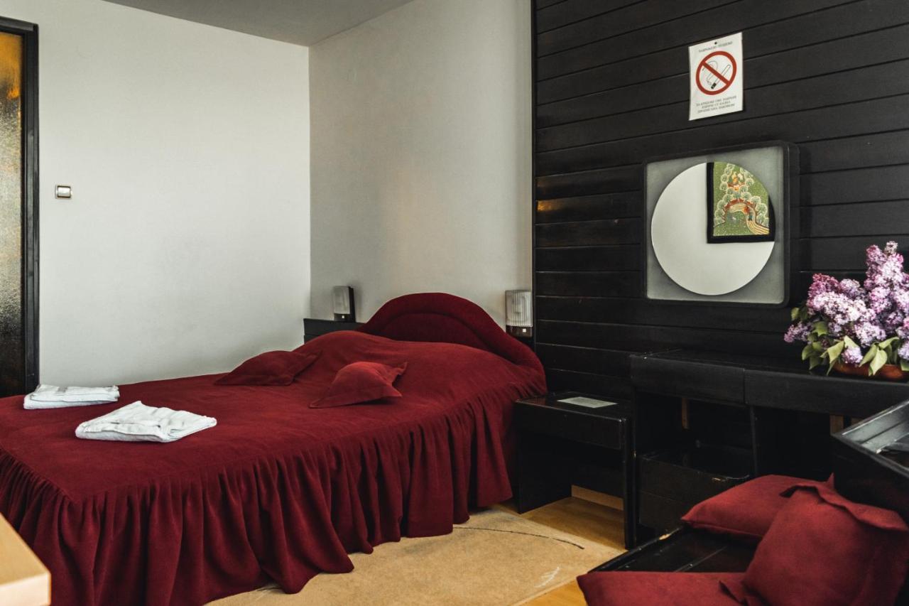 Hotel Lepenski Vir Donji Milanovac Esterno foto