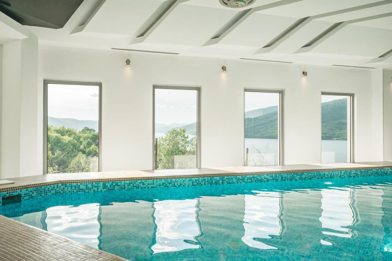 Hotel Lepenski Vir Donji Milanovac Esterno foto